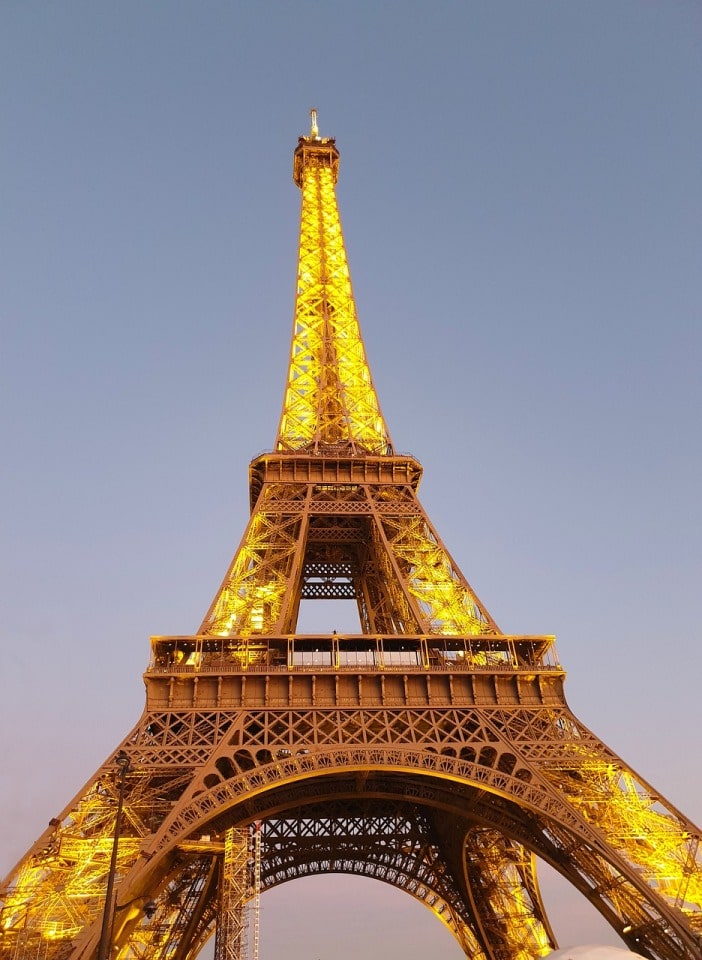 Vista Satelital de la Torre Eiffel en Paris - Francia